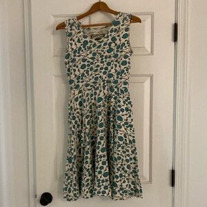 Comfortable Teal and Cream Sleeveless Dress